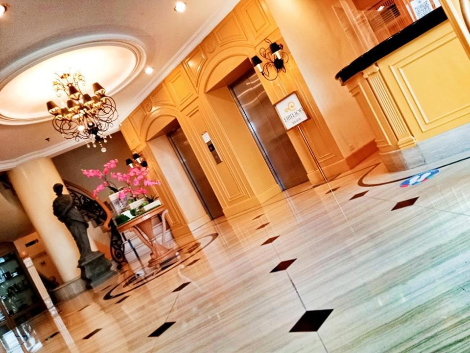 The Grand Dame Hotel Iloilo City Dış mekan fotoğraf