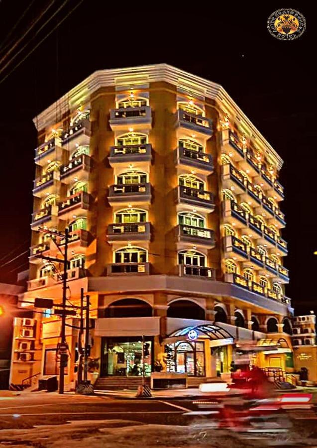 The Grand Dame Hotel Iloilo City Dış mekan fotoğraf