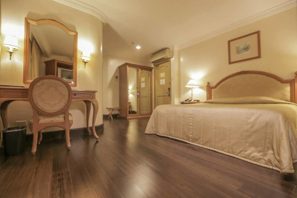 The Grand Dame Hotel Iloilo City Dış mekan fotoğraf